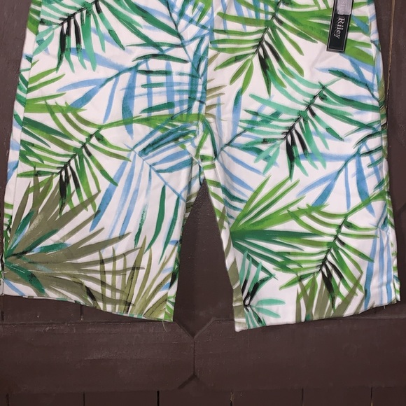 Jessica Riley- woman’s shorts - Picture 3 of 3